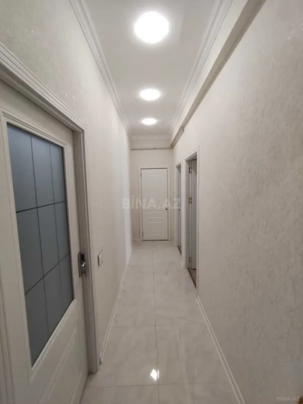 Satılır 2 otaqlı mənzil 74 m²