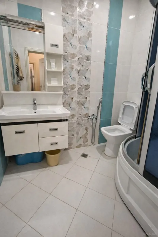 Satılır 2 otaqlı mənzil 65 m²