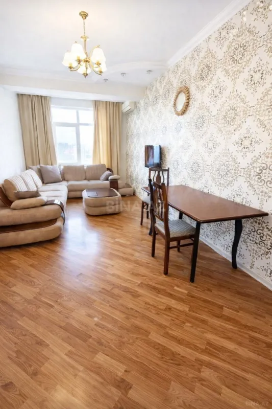Satılır 2 otaqlı mənzil 65 m²