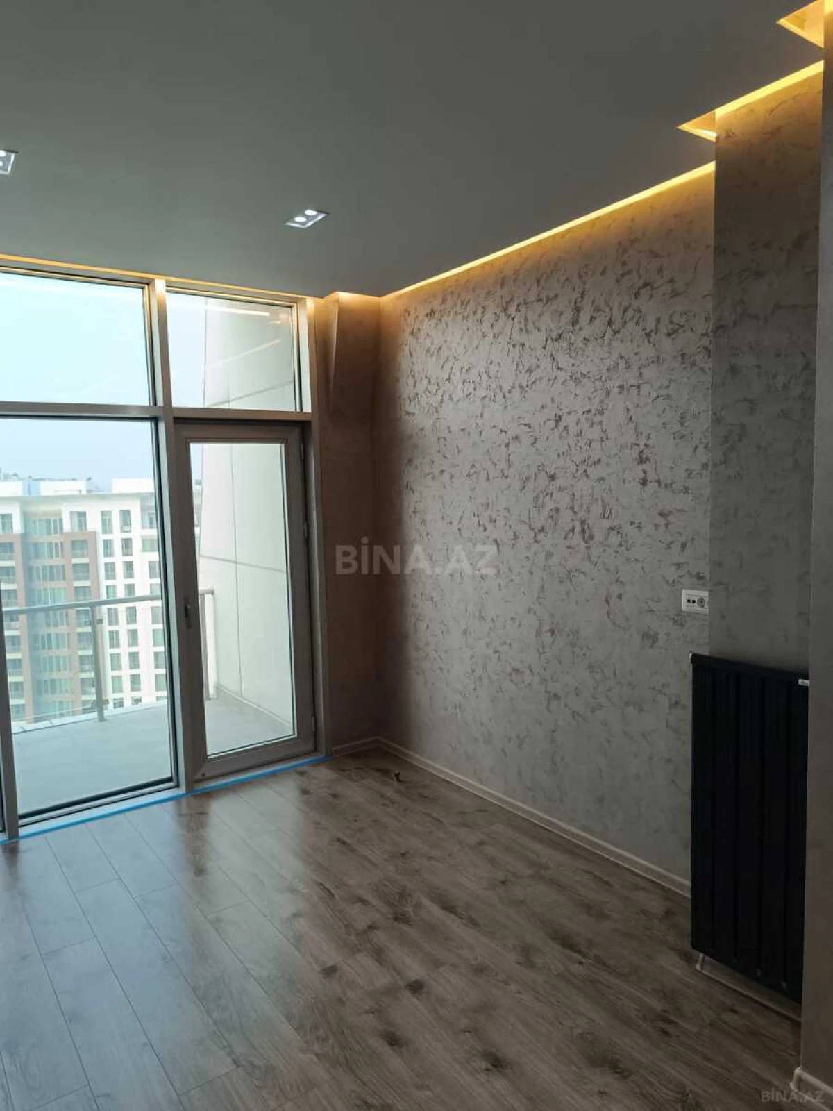 Kirayə verilir 3 otaqlı ofis 155 m²