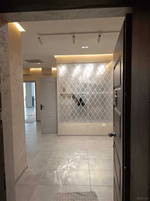 Kirayə verilir 3 otaqlı ofis 155 m²