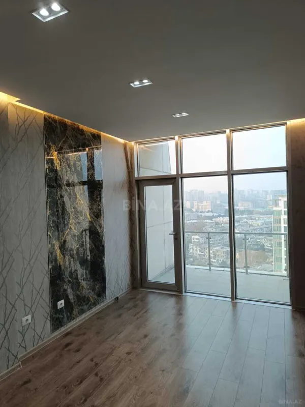 Kirayə verilir 3 otaqlı ofis 155 m²