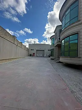 Kirayə verilir obyekt 1600 m²