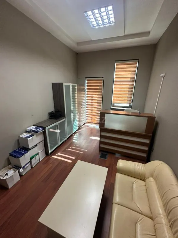 Kirayə verilir obyekt 1600 m²