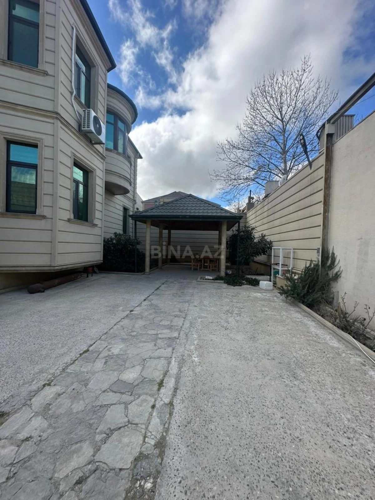 Kirayə verilir obyekt 1600 m²