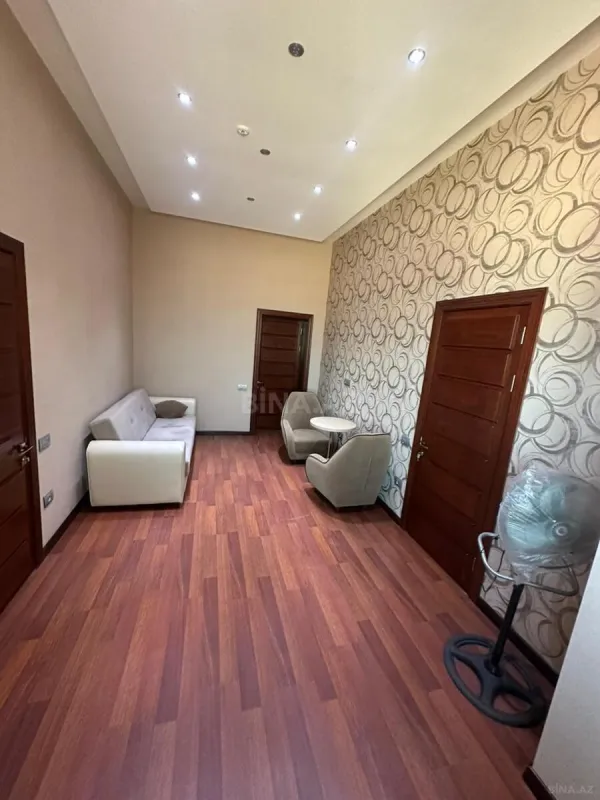 Kirayə verilir obyekt 1600 m²