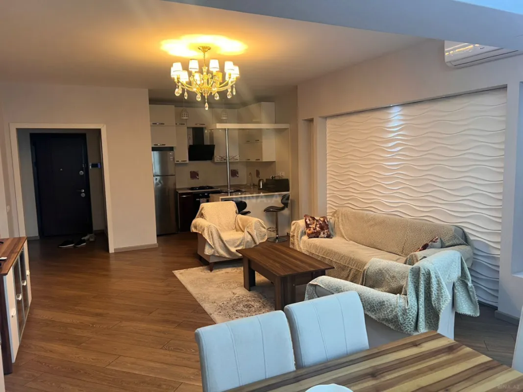 Kirayə verilir 2 otaqlı mənzil 70 m²