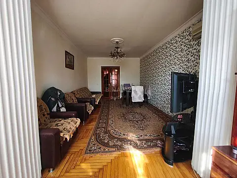 Satılır 3 otaqlı mənzil 85 m²