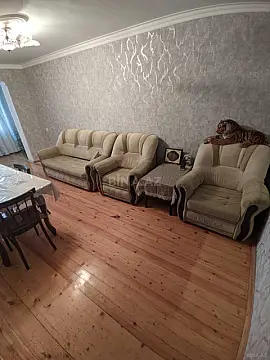 Satılır 4 otaqlı mənzil 105 m²