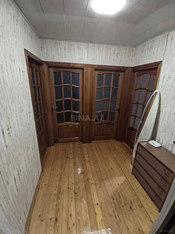 Satılır 4 otaqlı mənzil 105 m²