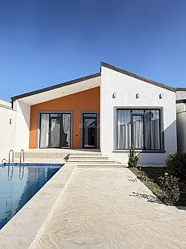 Satılır 4 otaqlı həyət evi 150 m²