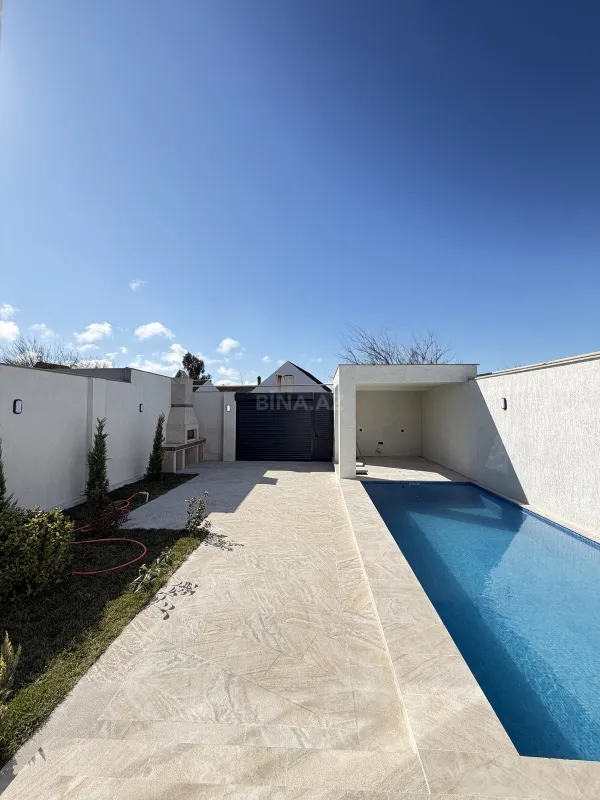 Satılır 4 otaqlı həyət evi 150 m²