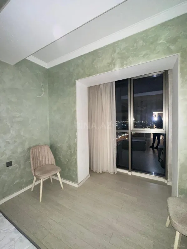 Kirayə verilir 3 otaqlı mənzil 100 m²