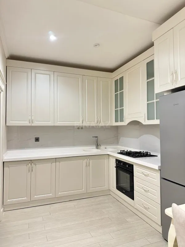 Kirayə verilir 3 otaqlı mənzil 100 m²