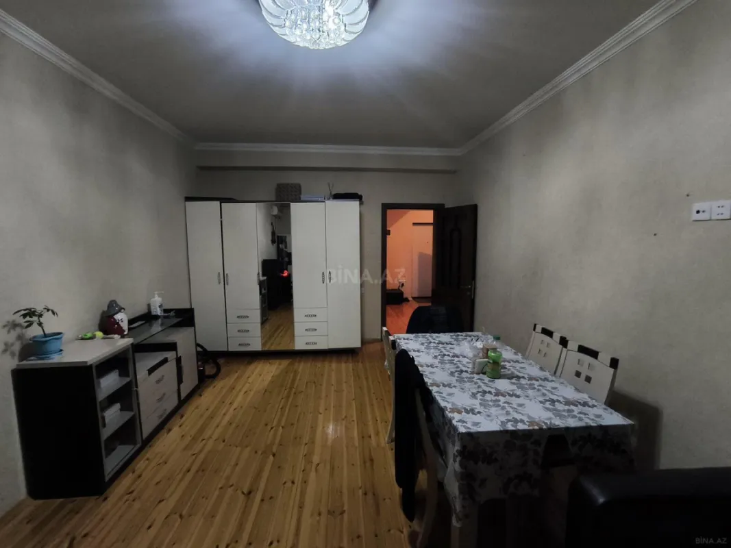 Kirayə verilir 2 otaqlı mənzil 79 m²