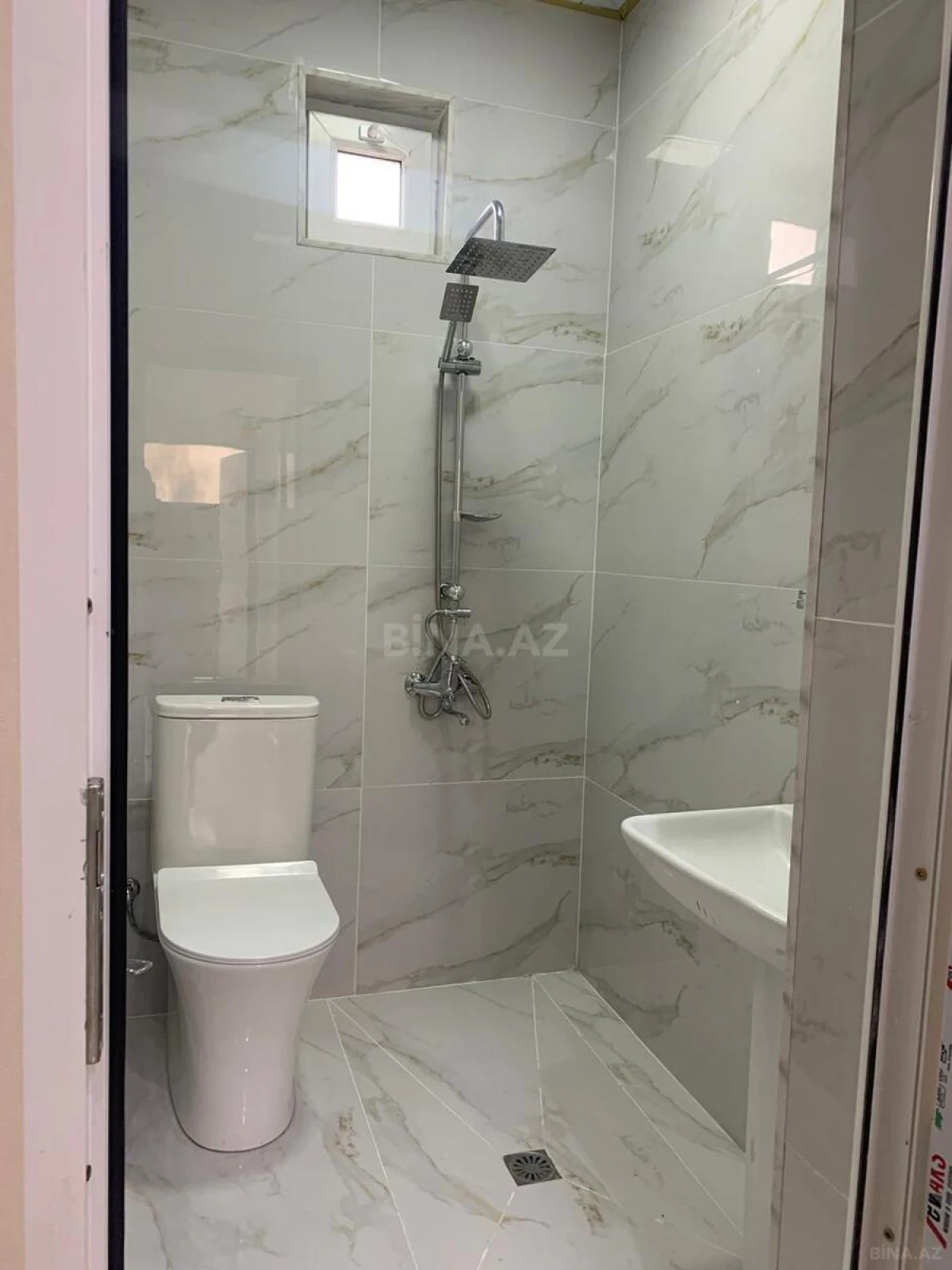 Satılır 3 otaqlı həyət evi 65 m²