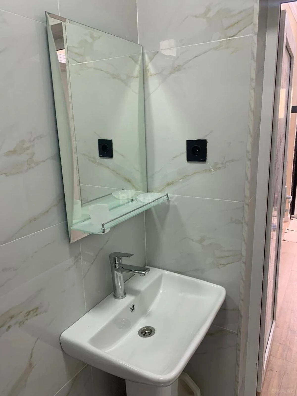 Satılır 3 otaqlı həyət evi 65 m²