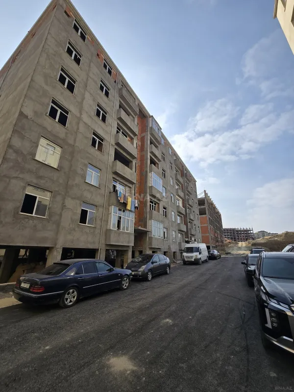 Satılır 1 otaqlı mənzil 53.1 m²