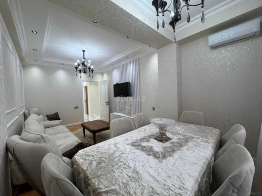 Satılır 3 otaqlı mənzil 109 m²