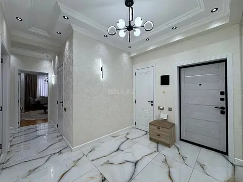 Satılır 3 otaqlı mənzil 109 m²