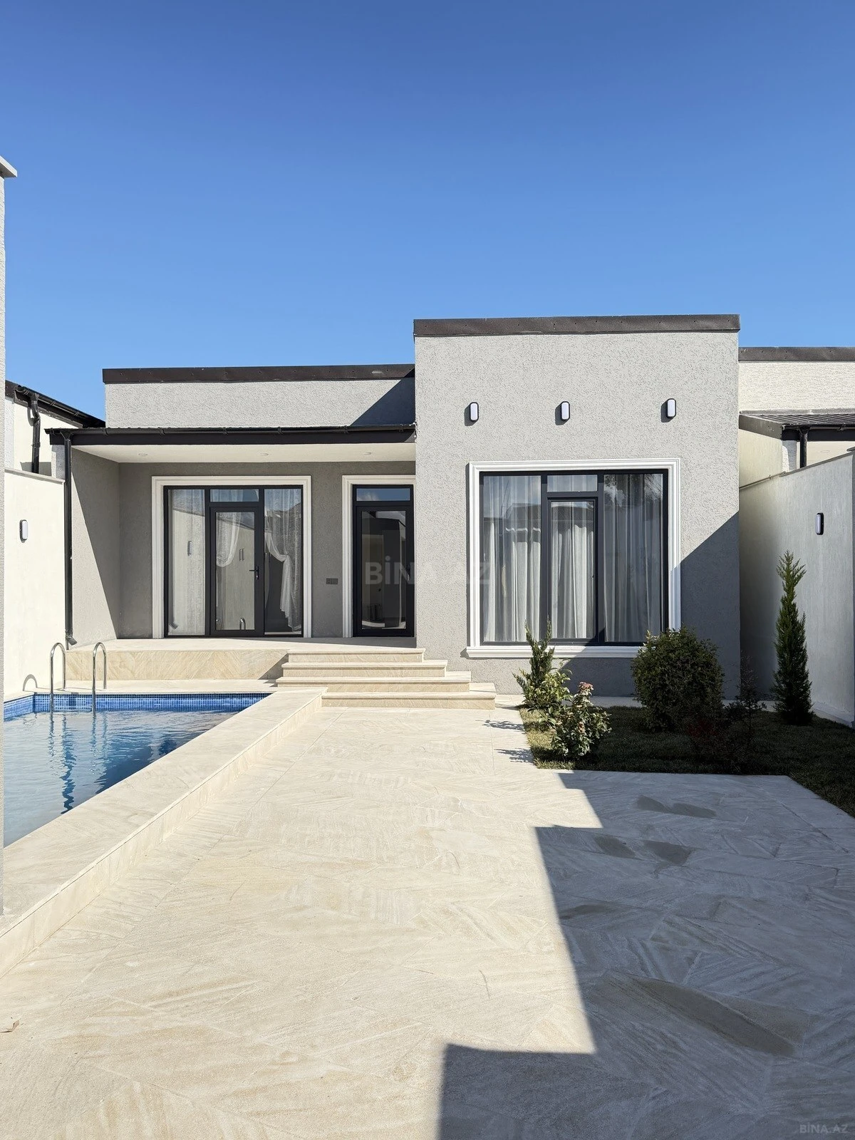 Satılır 4 otaqlı həyət evi 150 m²