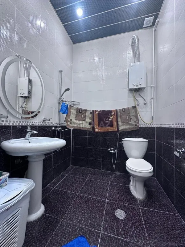 Kirayə verilir 2 otaqlı mənzil 65 m²