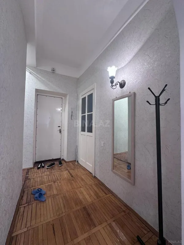 Kirayə verilir 2 otaqlı mənzil 65 m²