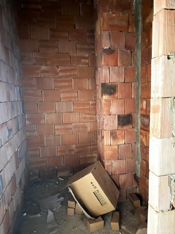 Satılır 2 otaqlı mənzil 62 m²