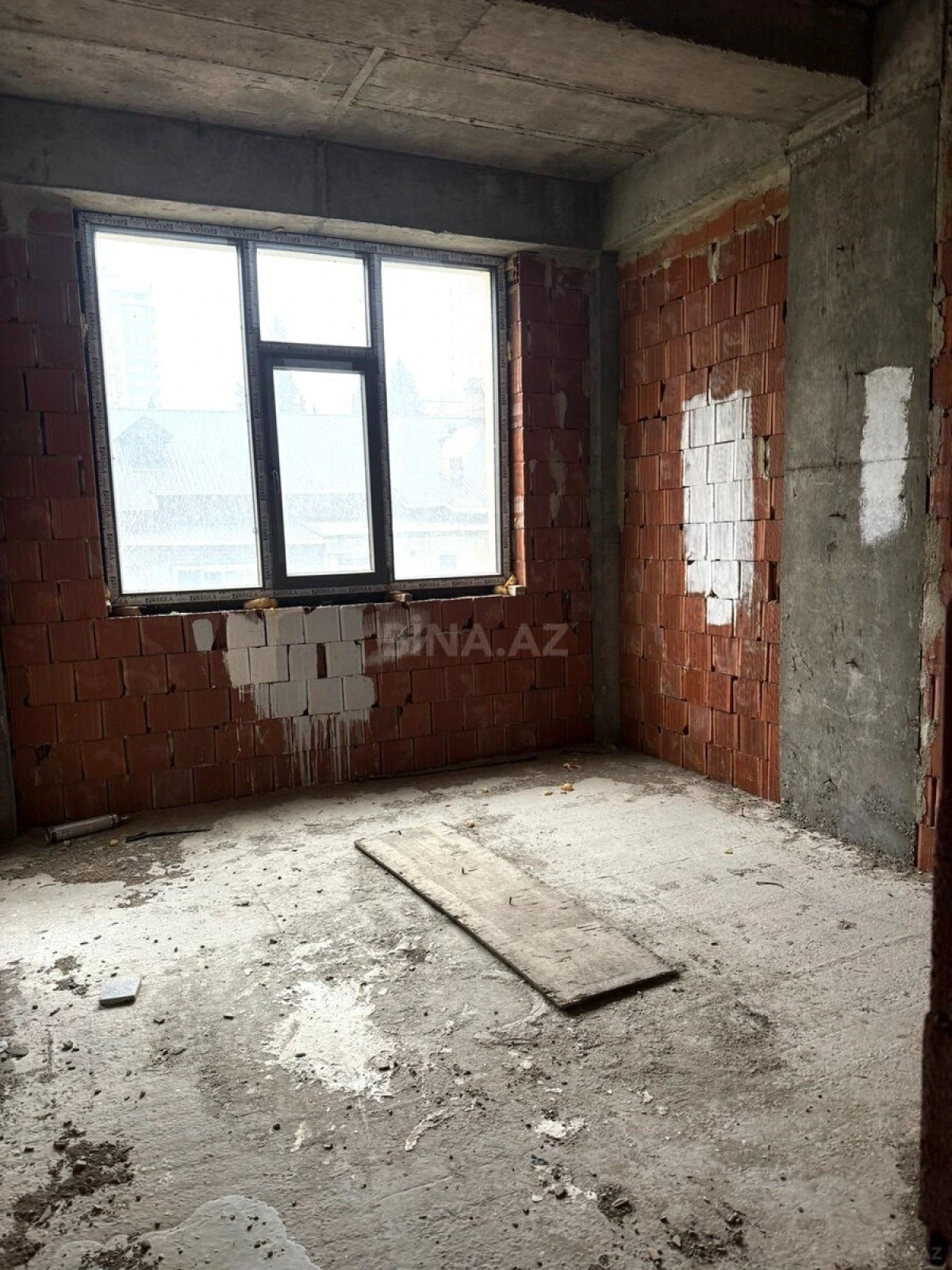 Satılır 2 otaqlı mənzil 62 m²