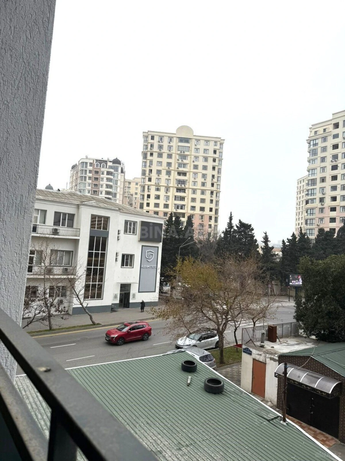 Satılır 2 otaqlı mənzil 62 m²