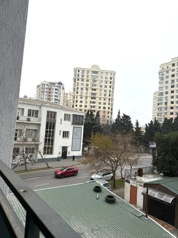Satılır 2 otaqlı mənzil 62 m²