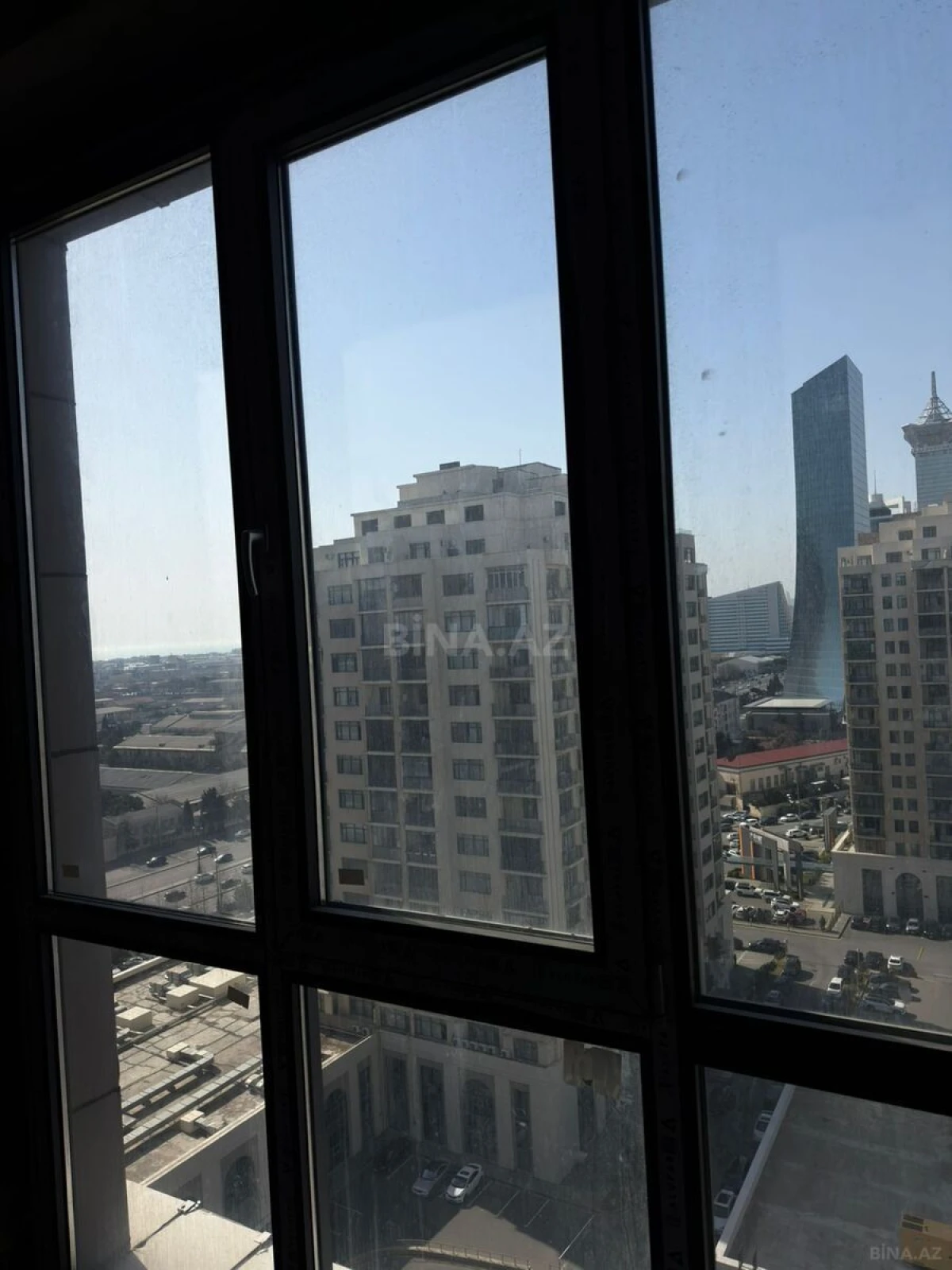 Satılır 2 otaqlı mənzil 117.2 m²