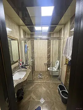 Satılır 2 otaqlı mənzil 61 m²