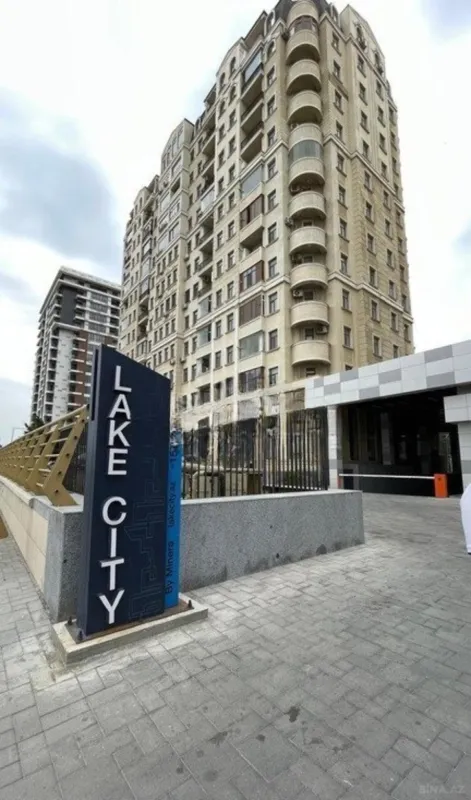 Satılır 2 otaqlı mənzil 61 m²