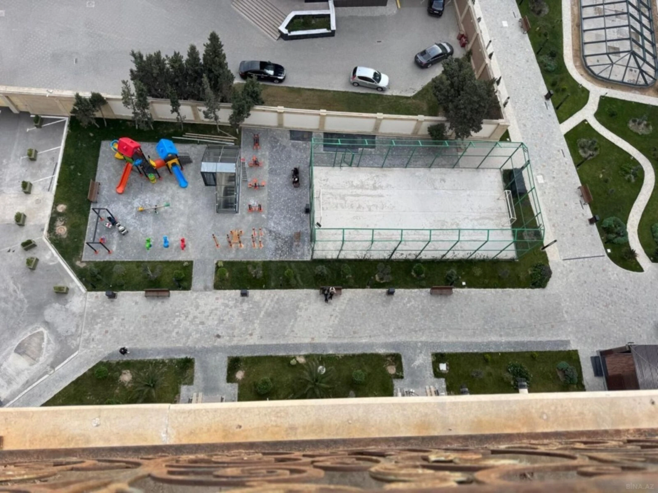 Satılır 2 otaqlı mənzil 61 m²