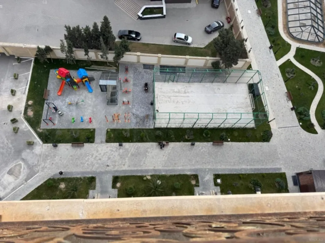 Satılır 2 otaqlı mənzil 61 m²