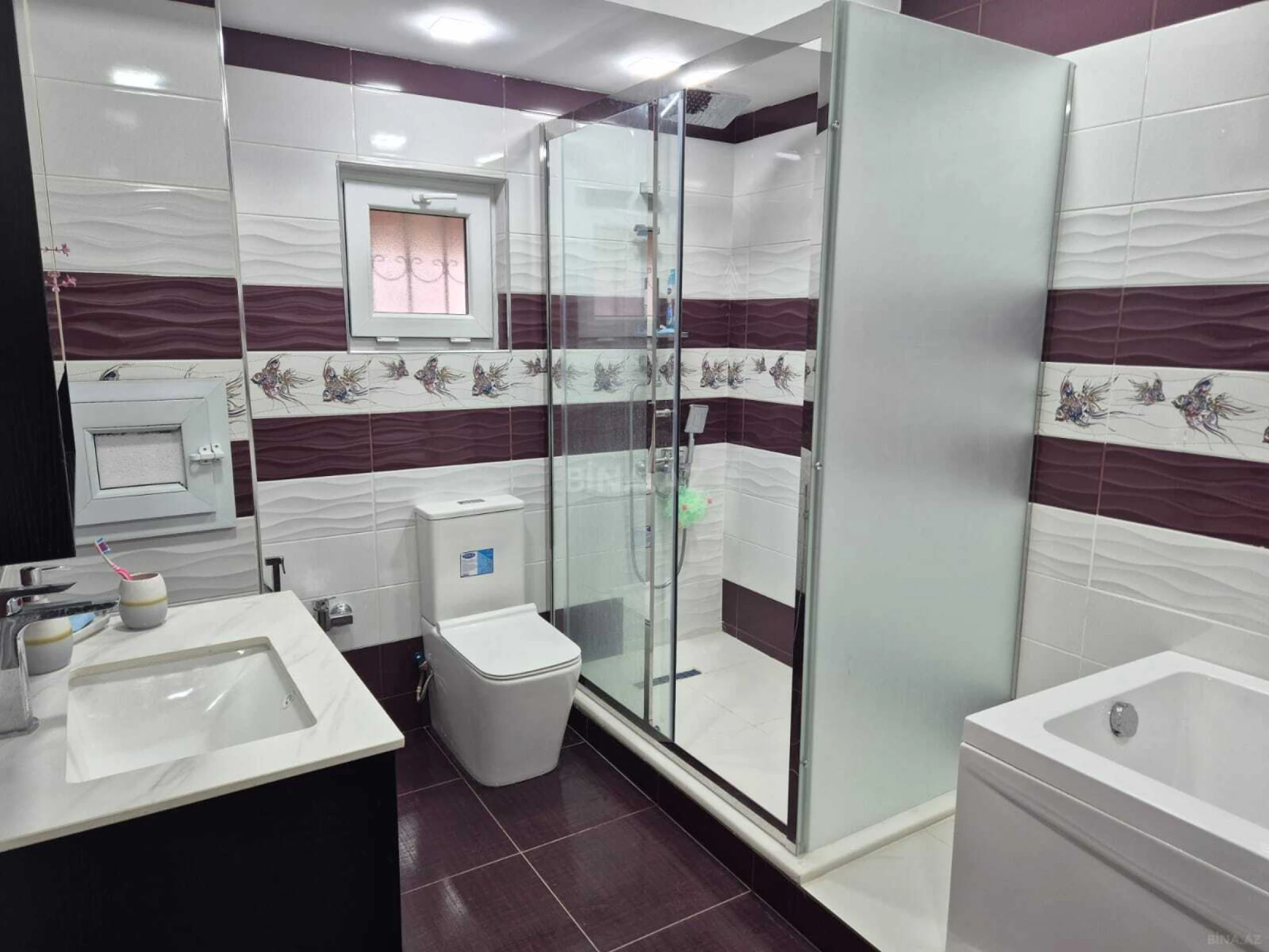 Satılır 5 otaqlı həyət evi 193 m²