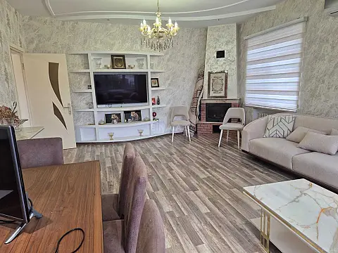 Satılır 5 otaqlı həyət evi 193 m² — Bakı, Şüvəlan 5 otaq 193.00 m²