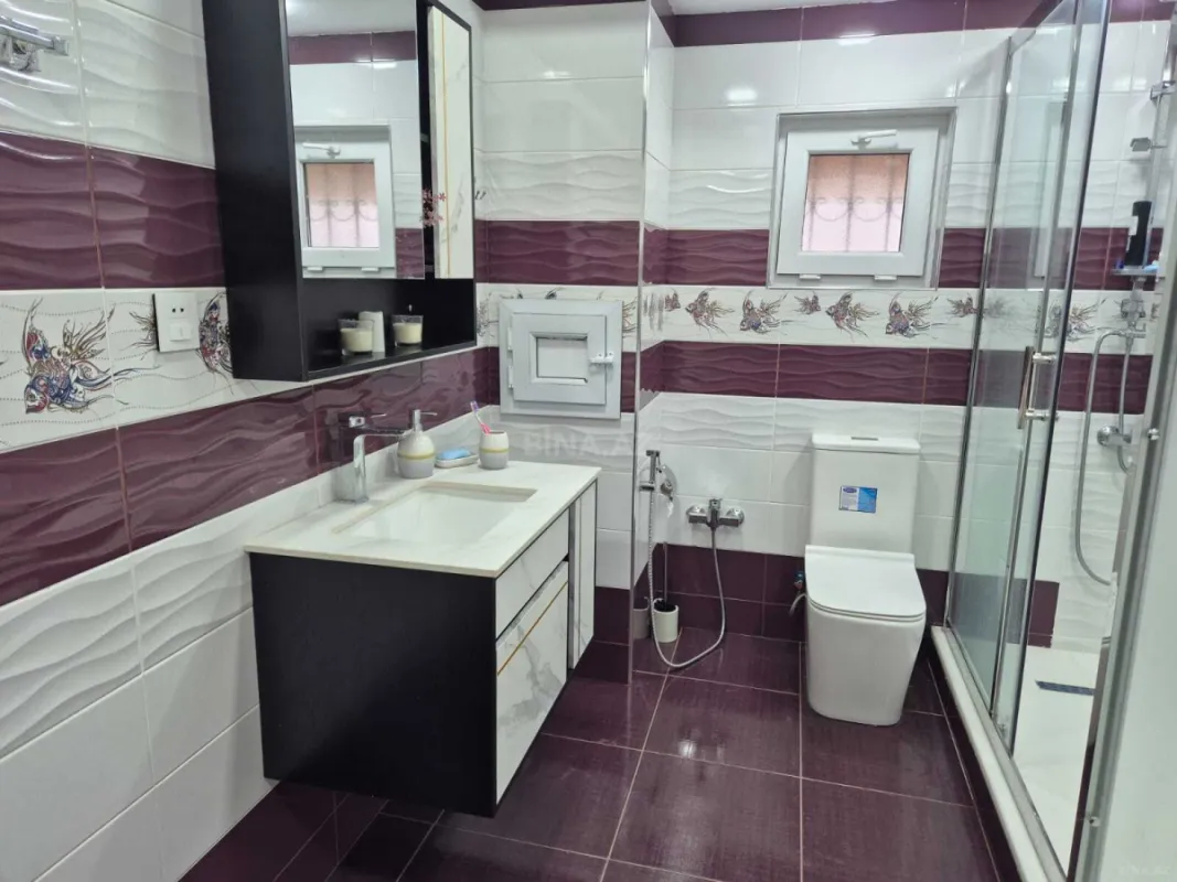 Satılır 5 otaqlı həyət evi 193 m²