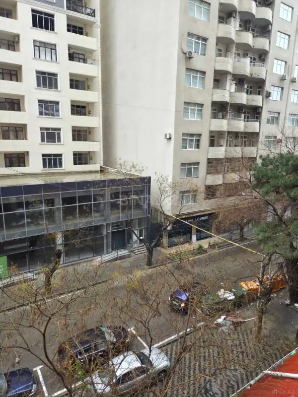 Satılır 2 otaqlı mənzil 94 m²