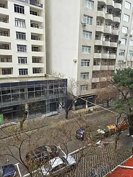 Satılır 2 otaqlı mənzil 94 m²