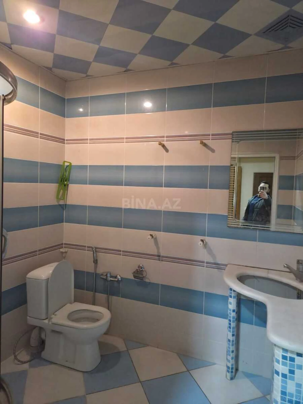 Satılır 2 otaqlı mənzil 94 m²