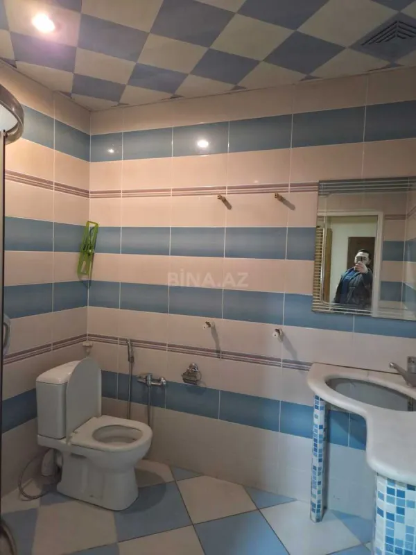 Satılır 2 otaqlı mənzil 94 m²