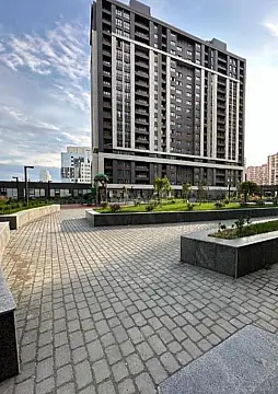 Satılır 3 otaqlı mənzil 130 m²