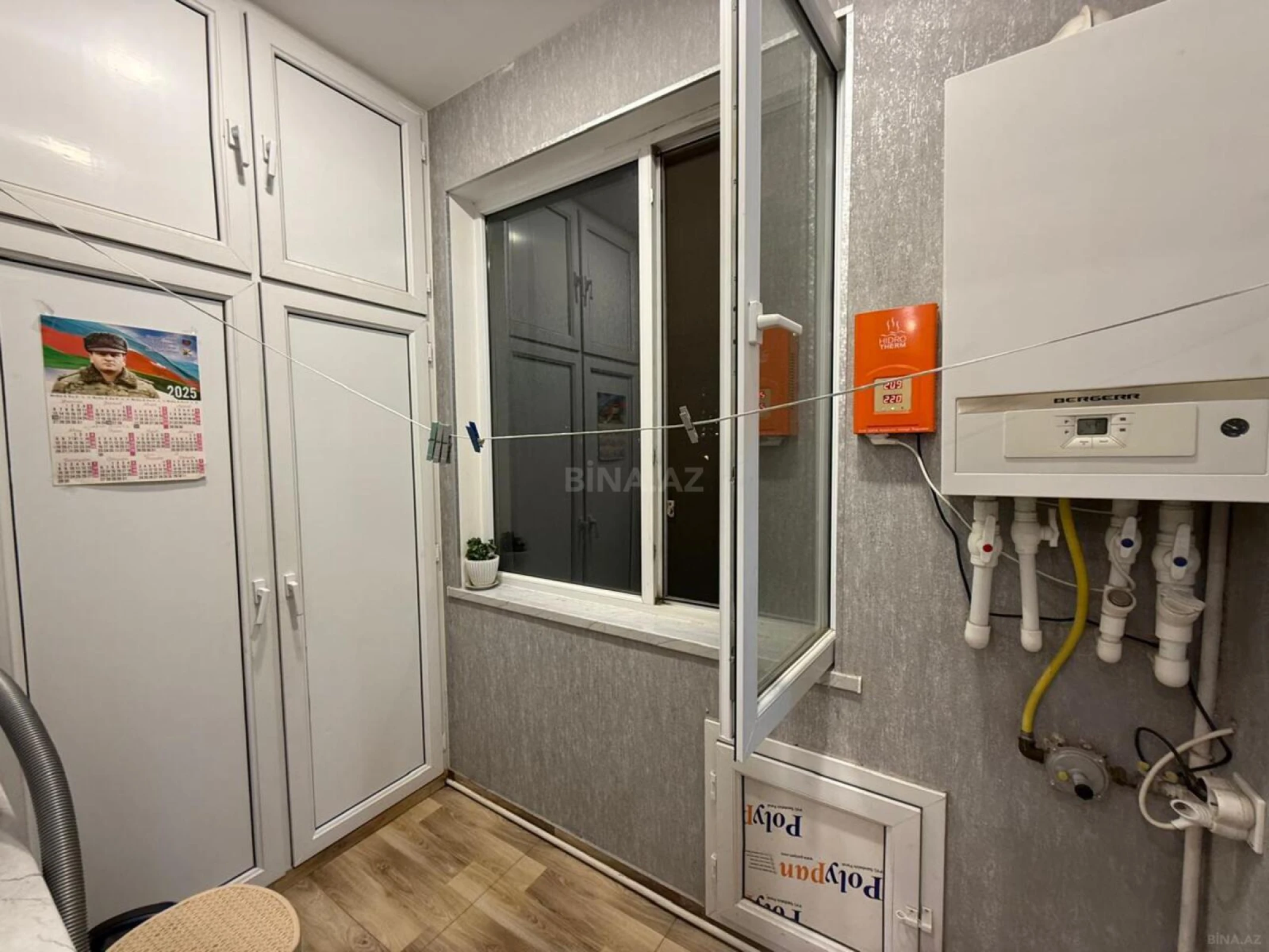 Satılır 3 otaqlı mənzil 95 m²