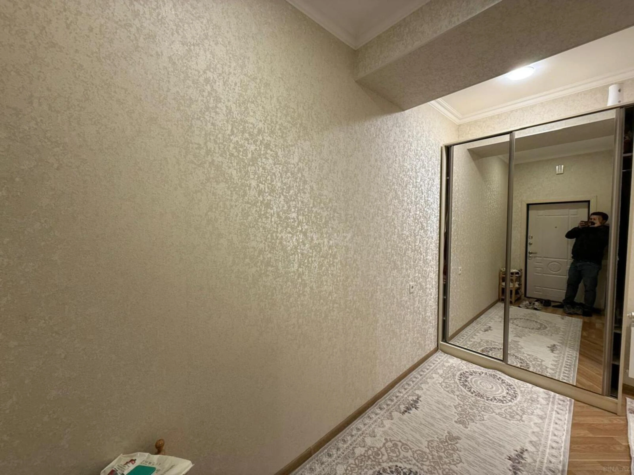 Satılır 3 otaqlı mənzil 95 m²