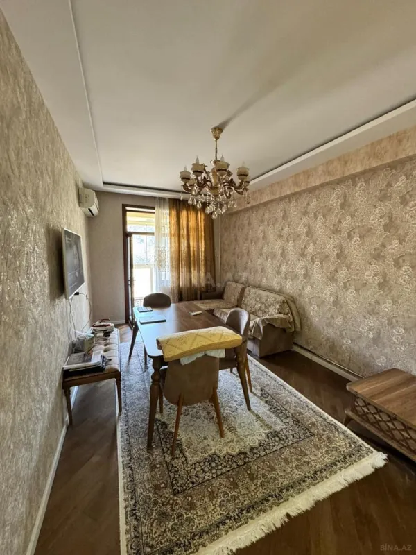 Satılır 2 otaqlı mənzil 60 m²