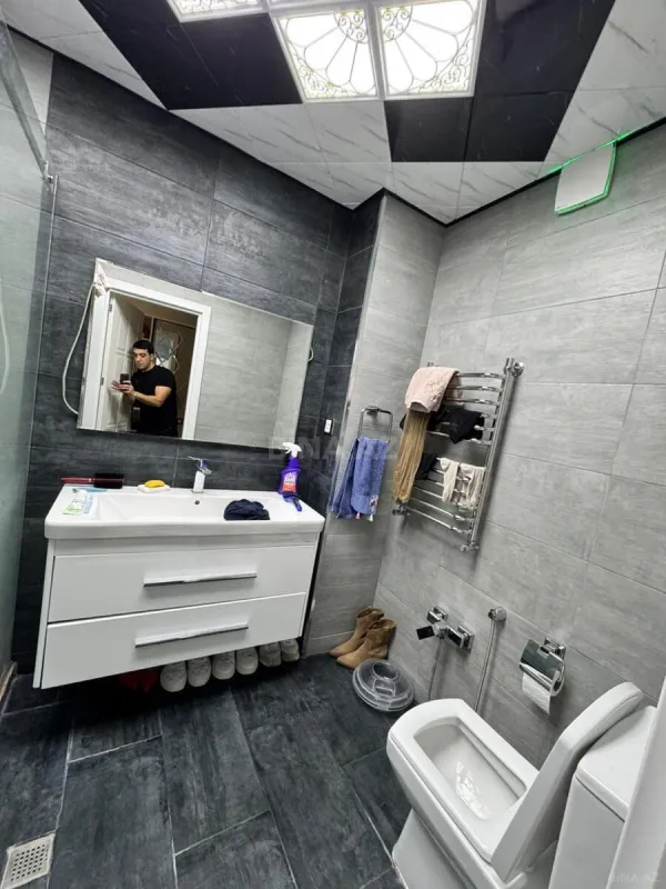 Satılır 2 otaqlı mənzil 60 m²