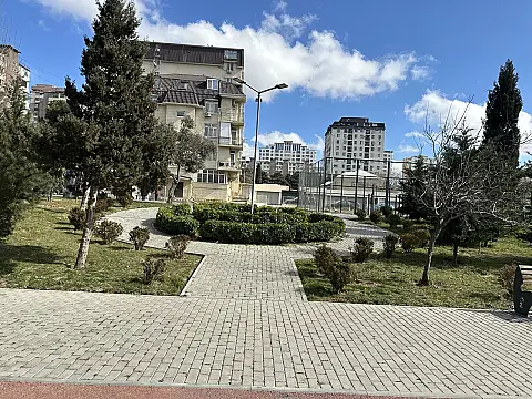 Satılır 3 otaqlı mənzil 76 m² — Bakı, Həzi Aslanov qəs. 3 otaq 76.00 m²