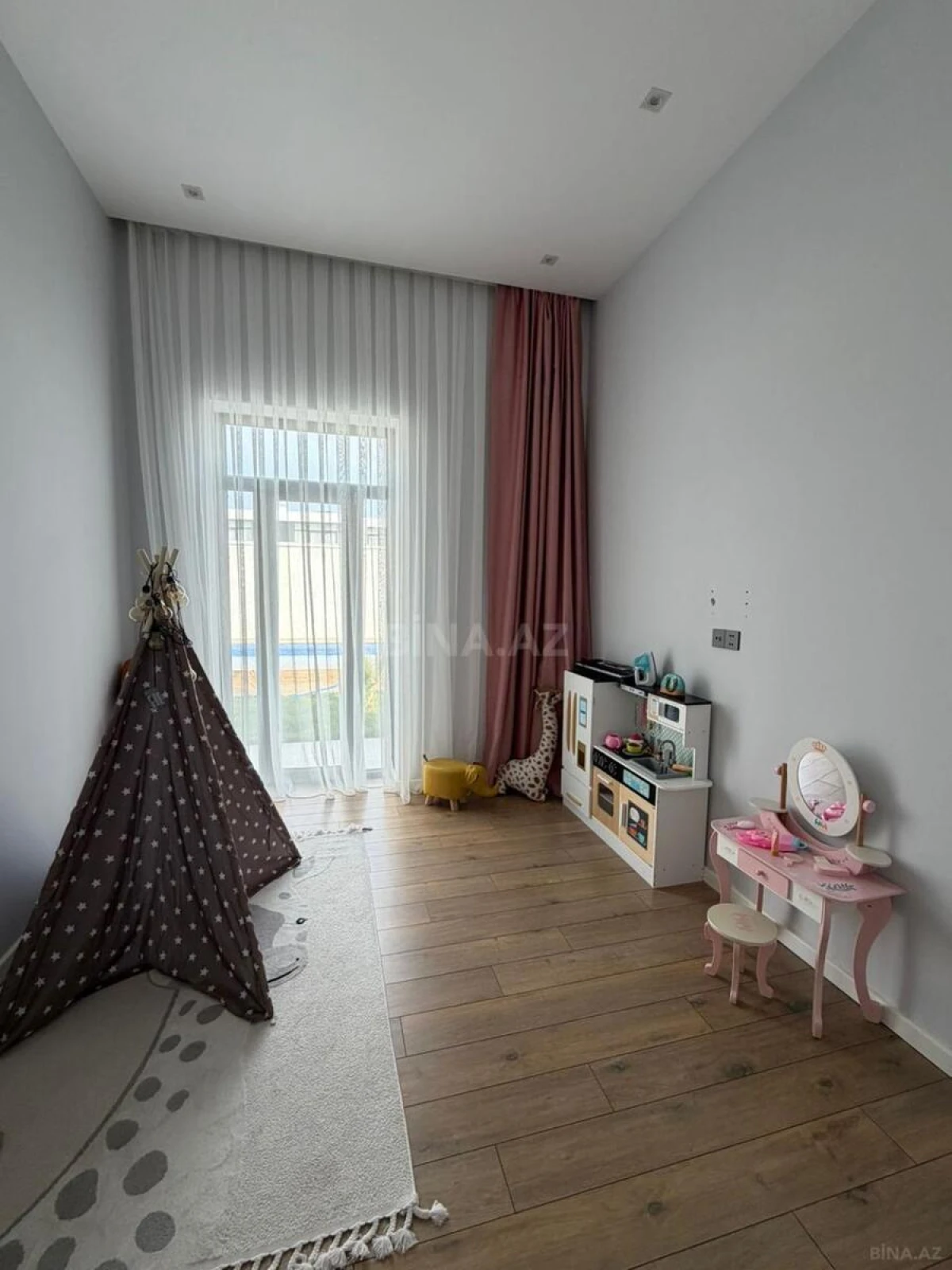 Kirayə verilir 4 otaqlı həyət evi 150 m²